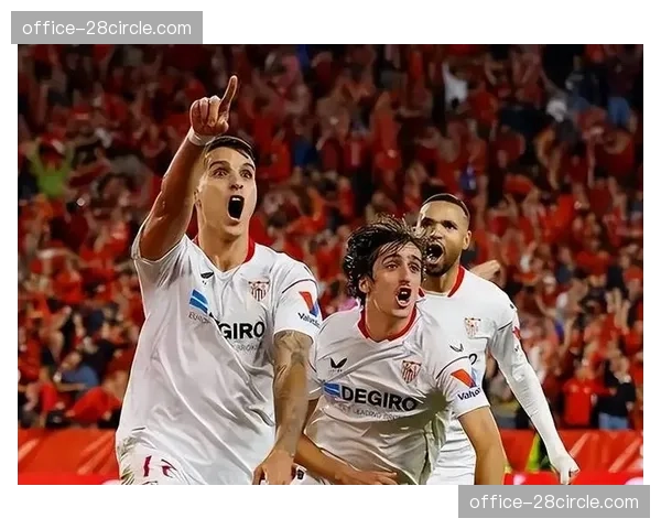 塞维利亚德比上演让二追二 贝蒂斯两球领先遭绝平