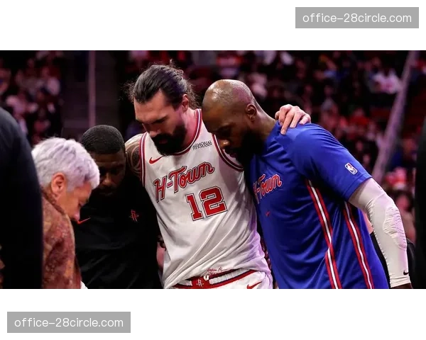 火箭篮板拼抢意识 阿门18个篮板包括关键前场篮板补篮